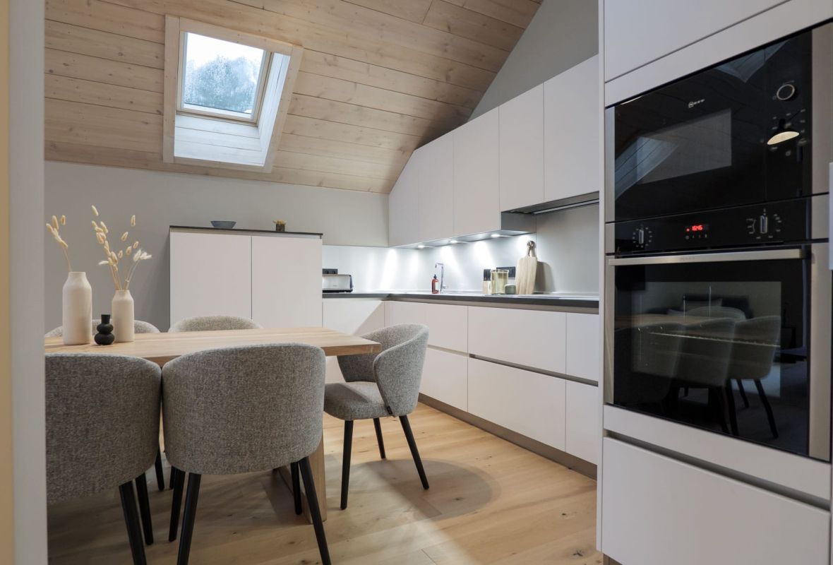 rental accomodation chamonix mont-blanc hyttalodge rooms luxe kitchen
